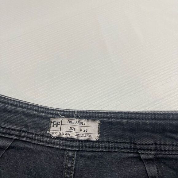 Free People Black Grey Zipper Denim Shorts Size 26 - Picture 4 of 7